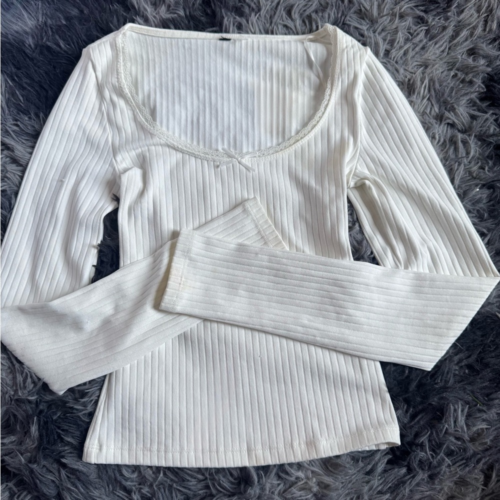 White Ribbed Scoop Neck Long Sleeve Top